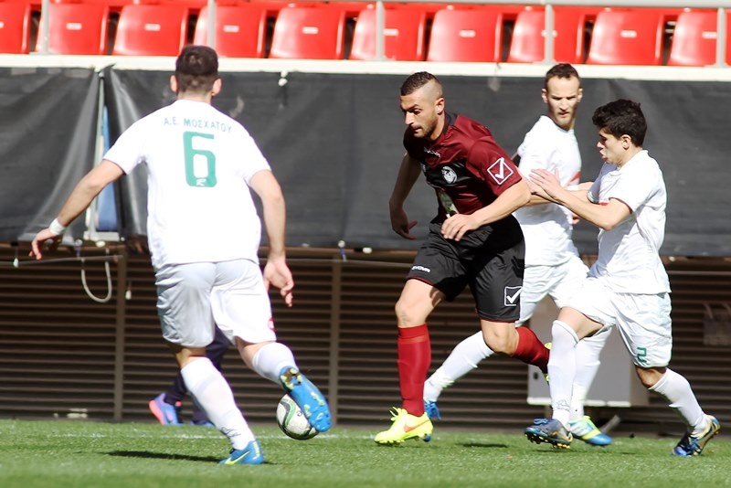 Κύπελλο Πειραιά: Η κούπα στην Προοδευτική (photos)