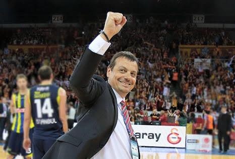 Γαλατάσαραϊ: Τρελοί... πανηγυρισμοί για το θρίαμβο επί της «Φενέρ» (photos+videos)