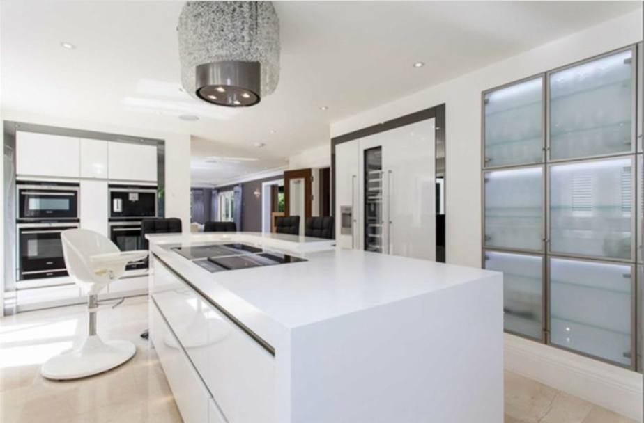 Μάντσεστερ Γιουνάιτεντ: Πουλάει τη... σπιταρόνα του ο Ντι Μαρία (photos)