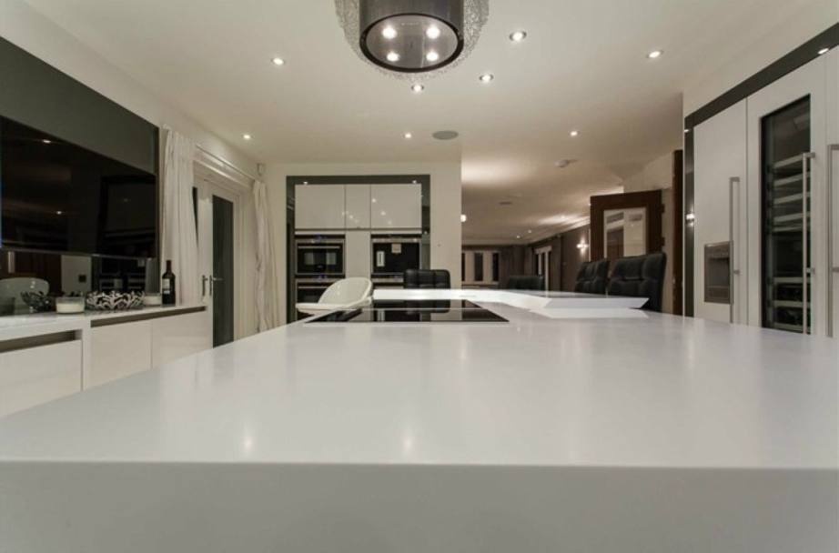 Μάντσεστερ Γιουνάιτεντ: Πουλάει τη... σπιταρόνα του ο Ντι Μαρία (photos)