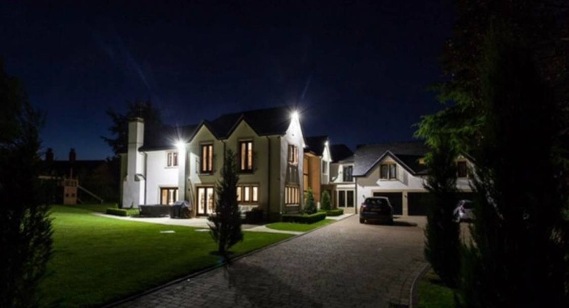 Μάντσεστερ Γιουνάιτεντ: Πουλάει τη... σπιταρόνα του ο Ντι Μαρία (photos)