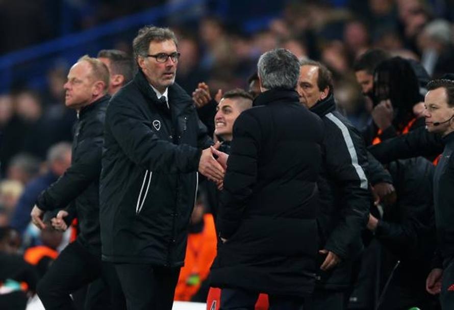 Τσέλσι: Τρελή... καζούρα σε Μουρίνιο (photos)