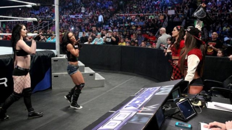 SmackDown: Δεν… αστειεύεται ο Daniel Bryan (photos+videos)