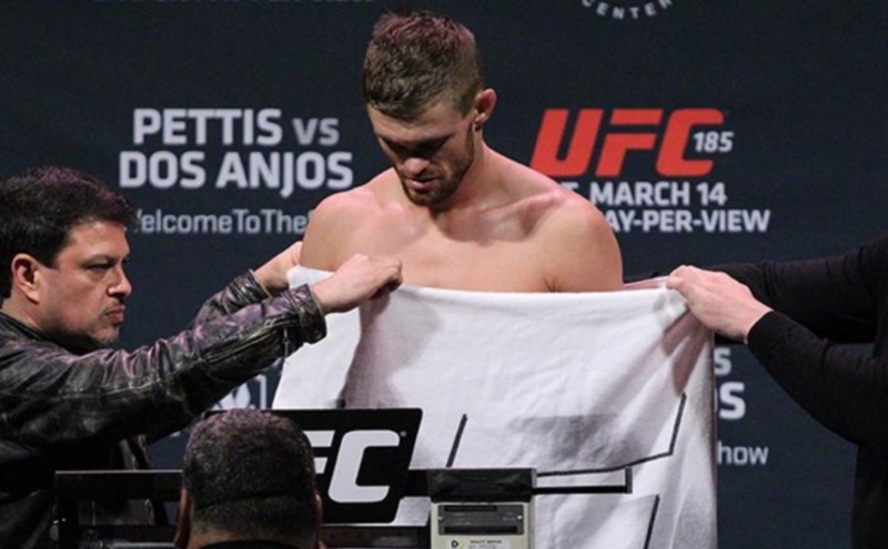UFC 185: Στα κιλά τους Pettis και Dos Anjos (videos+photos)