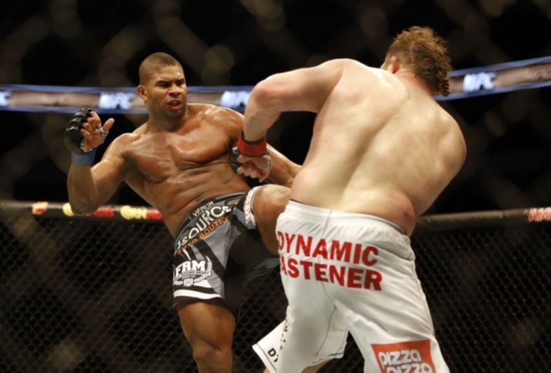 UFC 185: Σοκ στο Ντάλας, νέος πρωταθλητής ο Dos Anjos