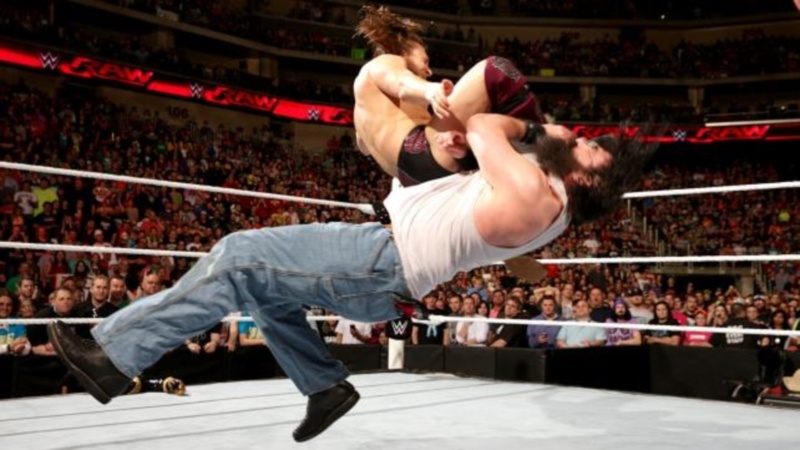 Raw: Στο πλευρό του Orton o… Sting (videos+photos)