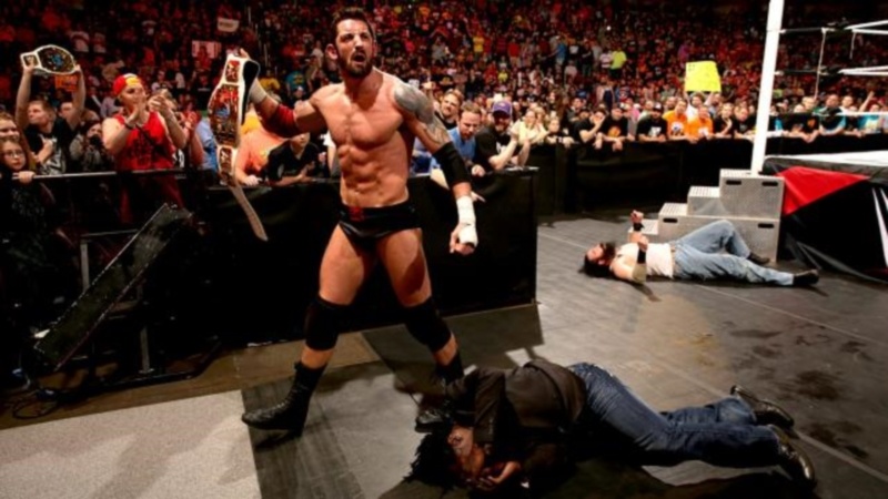 Raw: Στο πλευρό του Orton o… Sting (videos+photos)