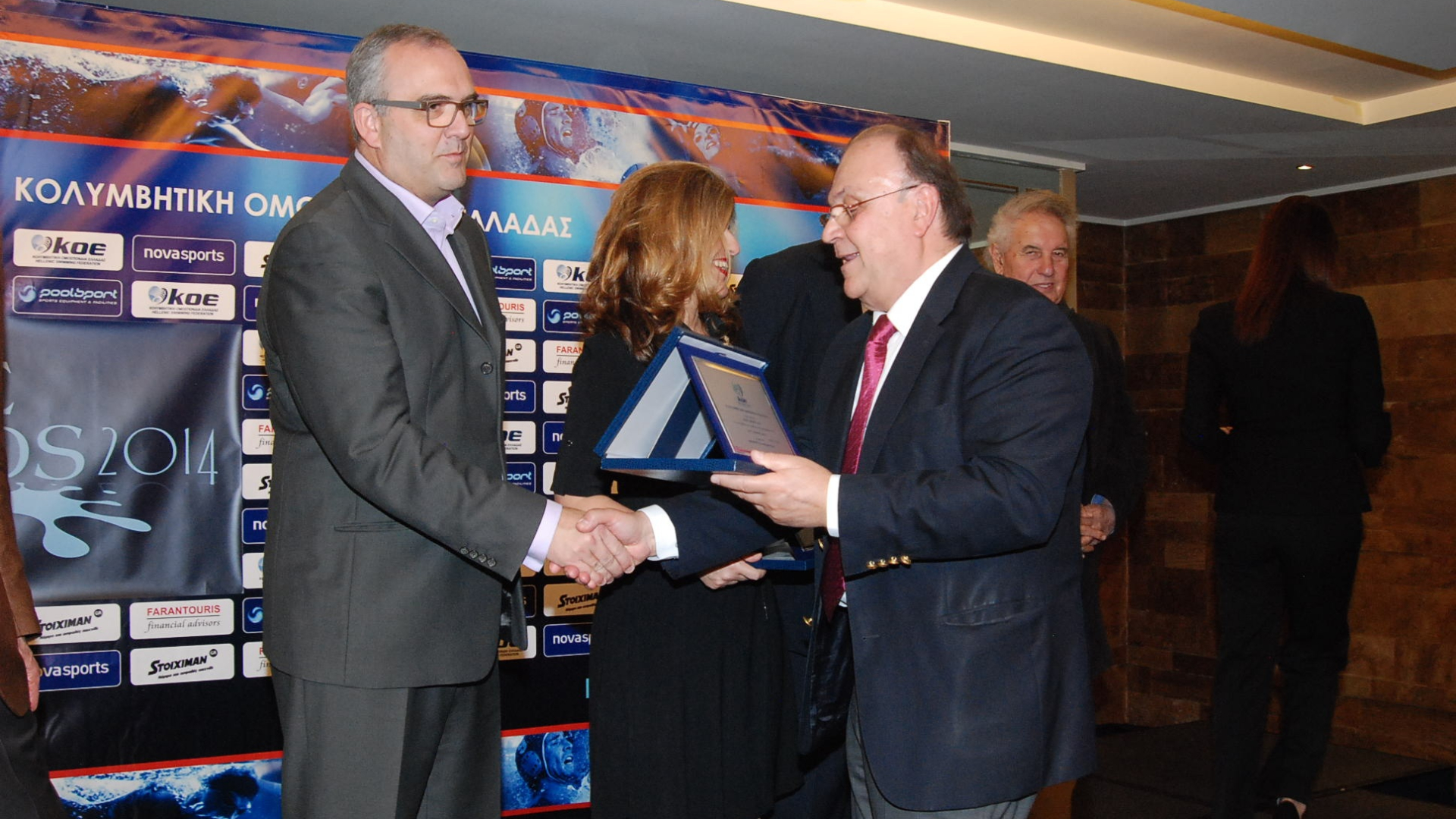 ΚΟΕ AWARDS 2014: Λαμπρή εκδήλωση της Κολυμβητικής Ομοσπονδίας (photos)