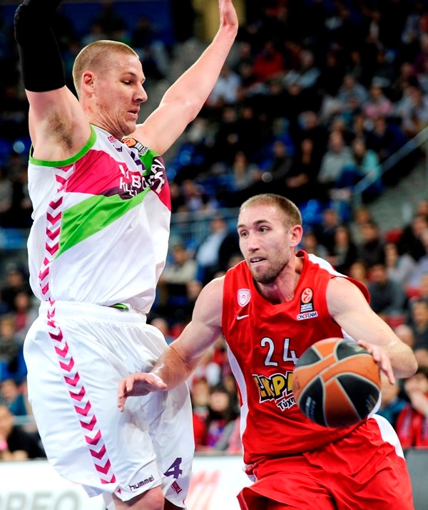 Ευρωλίγκα: Λαμποράλ Κούτσα - Ολυμπιακός 74-73 (photos)