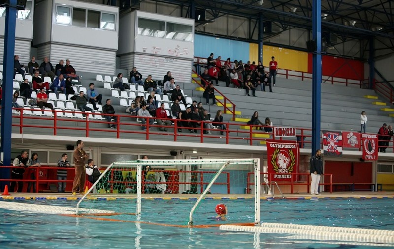 Ολυμπιακός: «Βούλιαξε» τον Τρίτονα (photos)