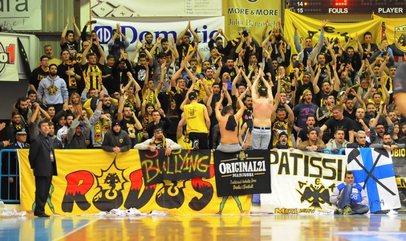 ΑΕΚ: «Κιτρίνισε» το Βενετόκλειο (photos)