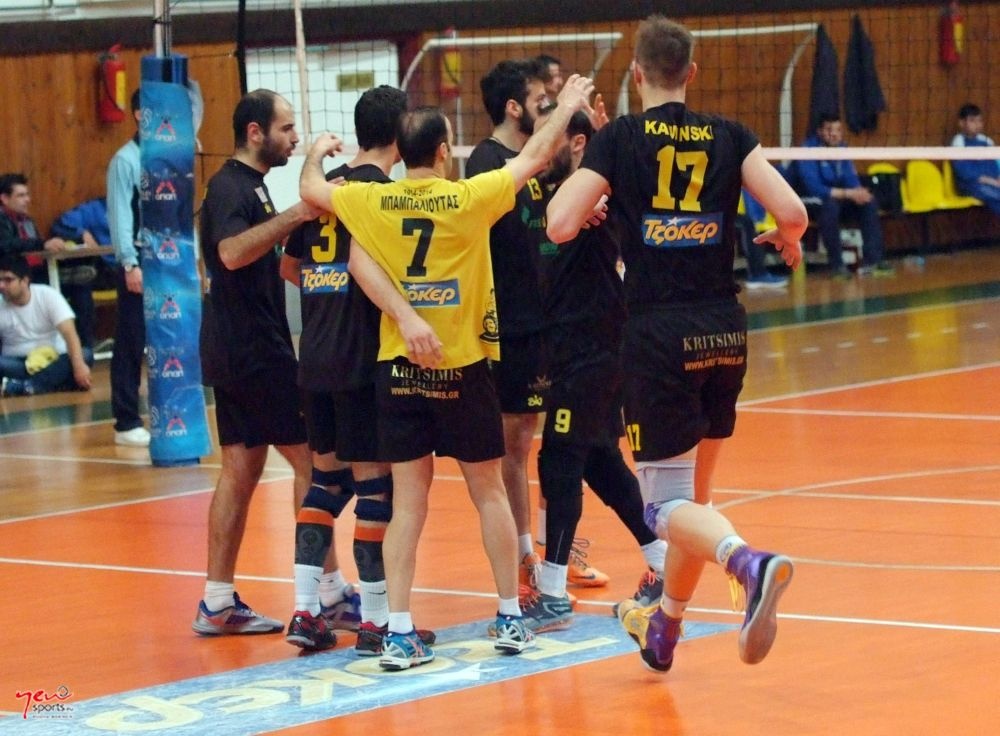 Φοίνικας Σύρου: 3-0 τον Άρη (photos)