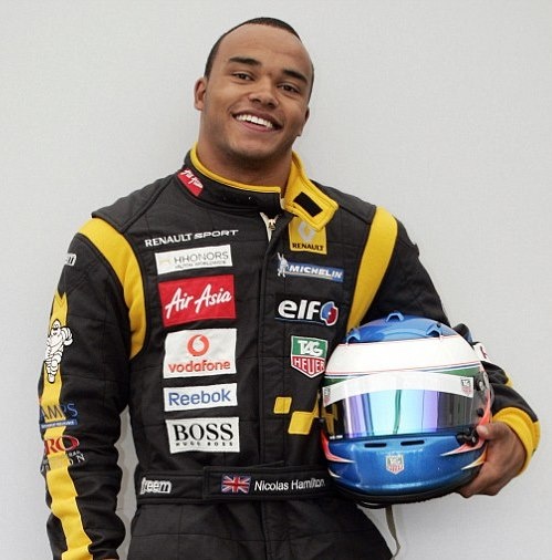 Λιούις Χάμιλτον: Οδηγός ο με αναπηρία νεότερος αδερφός του (photos)