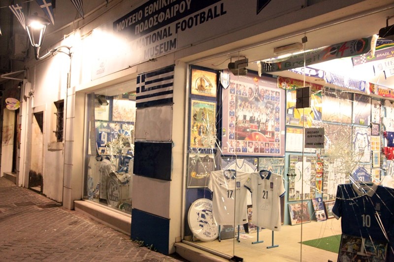 Ελλάδα: Έσπασαν το Μουσείο της Εθνικής στα Χανιά! (photos)