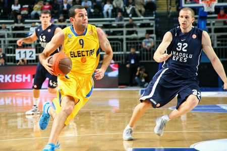 Φάρμαρ στο Onsports: «Στις επιλογές μου Παναθηναϊκός και Ολυμπιακός» (audio+photos+videos)
