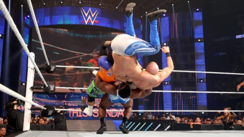 SmackDown: Κουτσουρεμένος… Daniel Bryan (photos+videos)