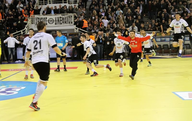 Κύπελλο Χάντμπολ: Απονομή σε άδειο γήπεδο για ΠΑΟΚ (photos)