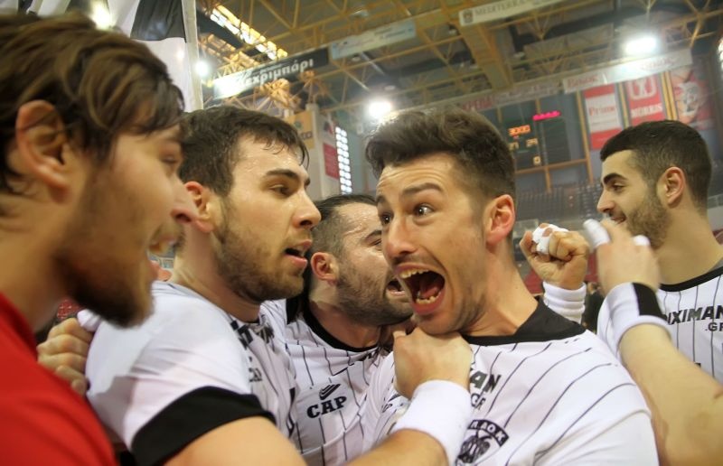 Κύπελλο Χάντμπολ: Απονομή σε άδειο γήπεδο για ΠΑΟΚ (photos)