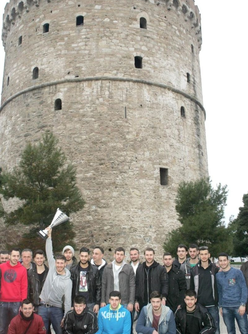 ΠΑΟΚ: Το Κύπελλο στον Πύργο τον Λευκό (photos)