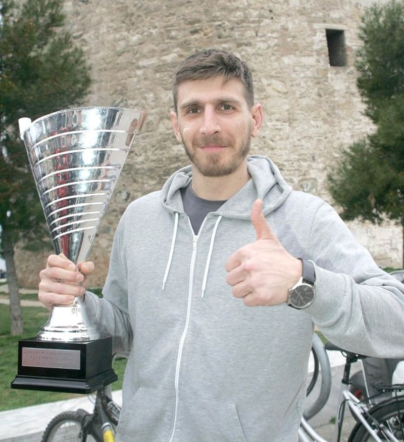 ΠΑΟΚ: Το Κύπελλο στον Πύργο τον Λευκό (photos)