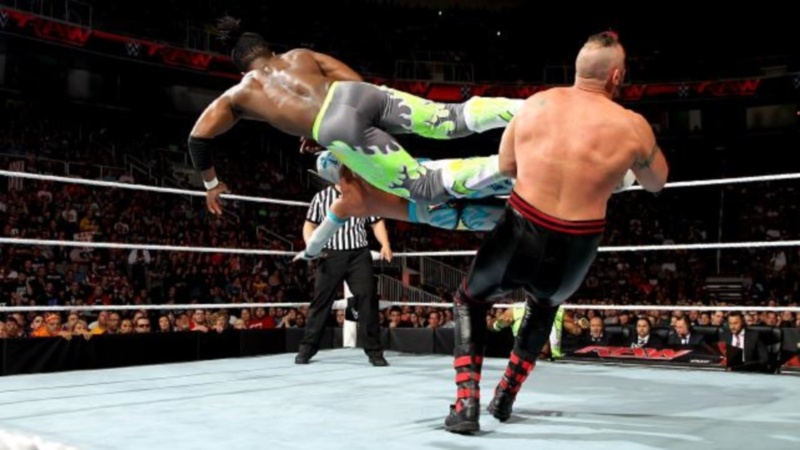 Raw: Τα γκρέμισε όλα ο Lesnar (videos)
