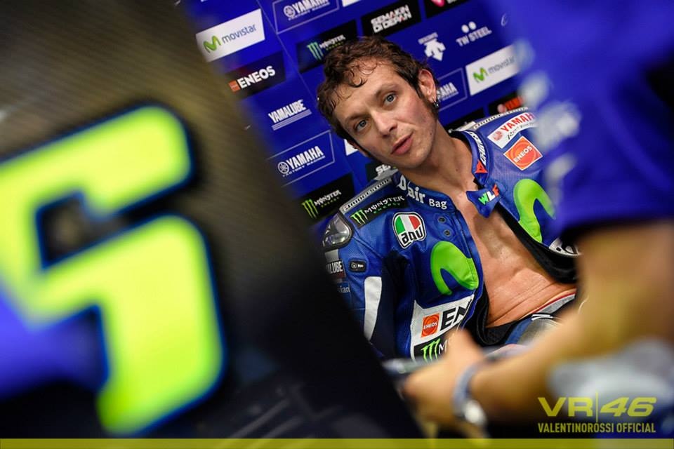 Moto GP: Ο Μάρκεζ είναι ωραίος, αλλά ο Ρόσι είναι αλλιώς (photos+video)