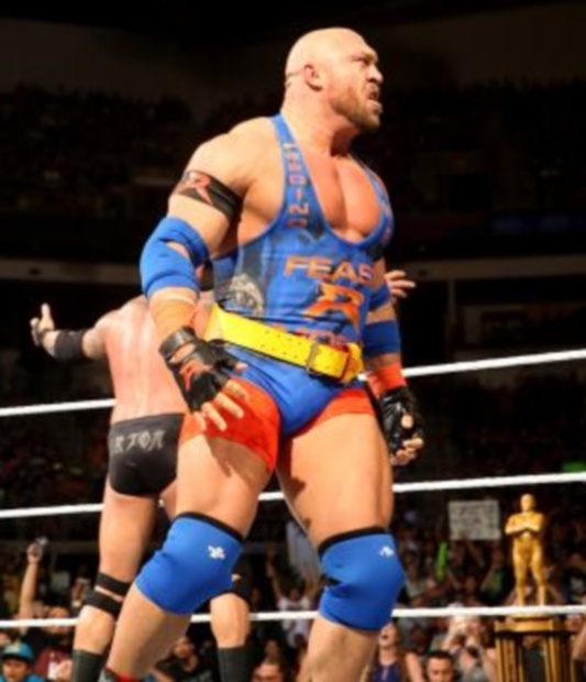 SmackDown: Πρώτος διεκδικητής ο Orton (photos+videos)