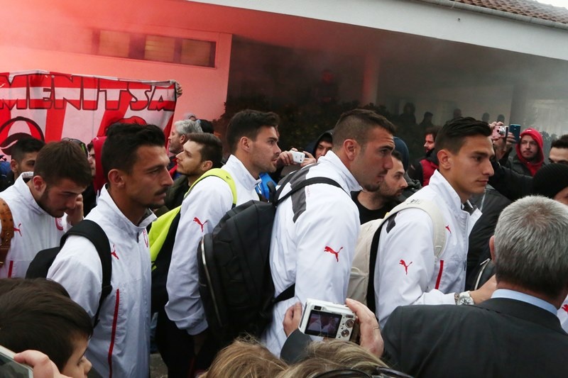 Ολυμπιακός: Υποδοχή και αποθέωση στα Γιάννενα (photos)