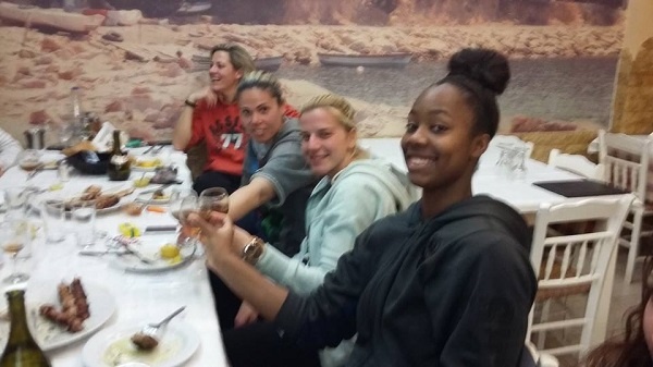 Αναγέννηση Ν.Ρ.: Φινάλε με δείπνο (photos)