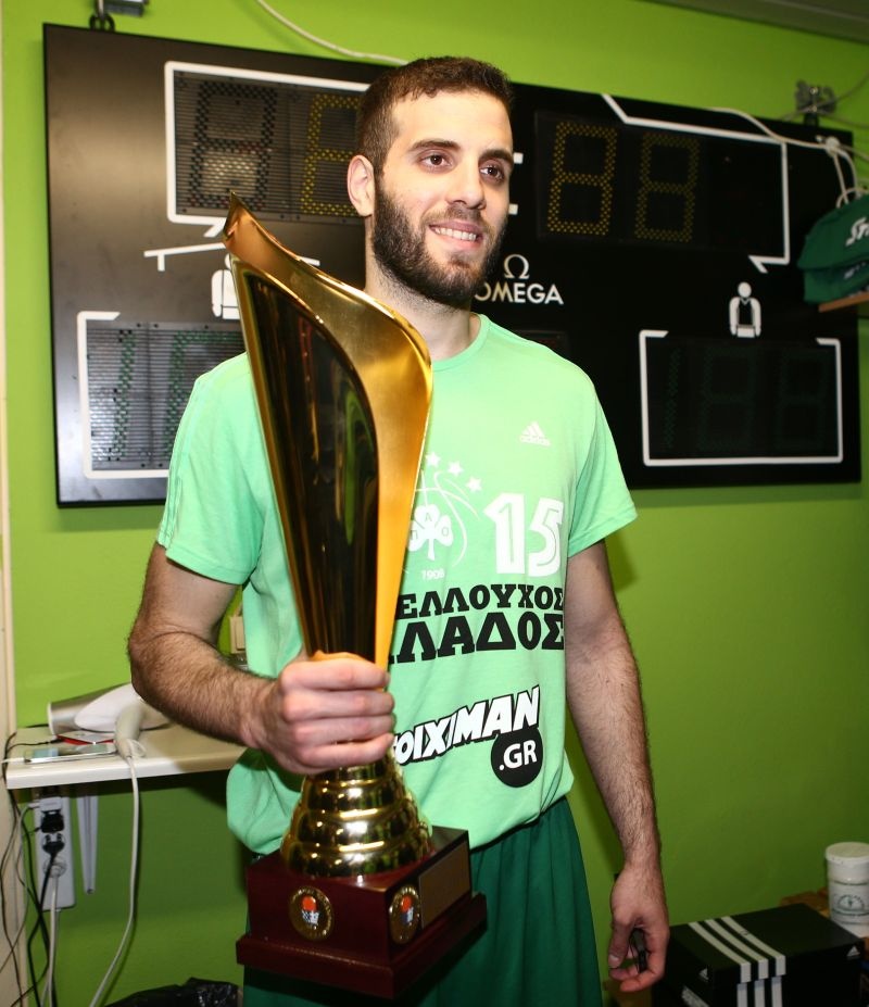 Παναθηναϊκός: Το γλέντησαν στα αποδυτήρια (photos)