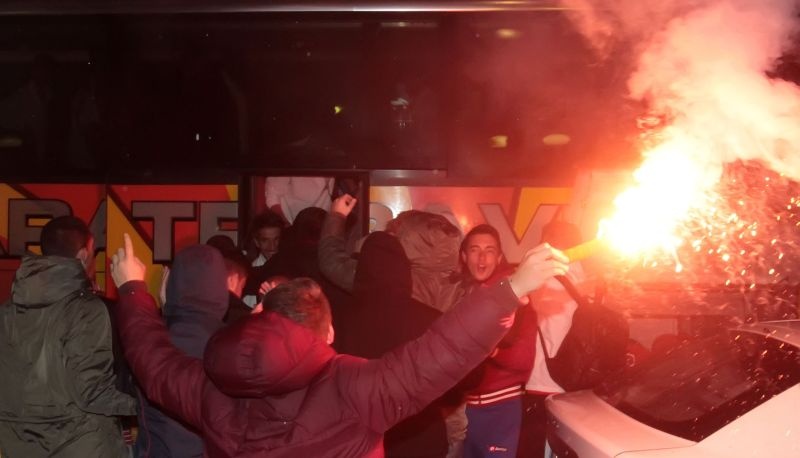 Λάρισα: Φοβερή υποδοχή στην ομάδα! (photos)