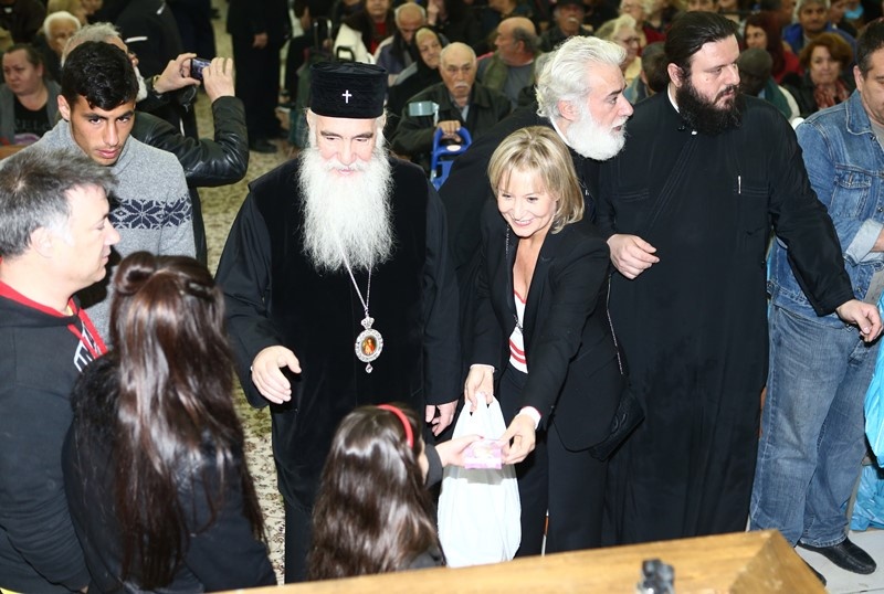 Ολυμπιακός: Στηρίζει την Ιερά Μητρόπολη Νίκαιας (photos+video)
