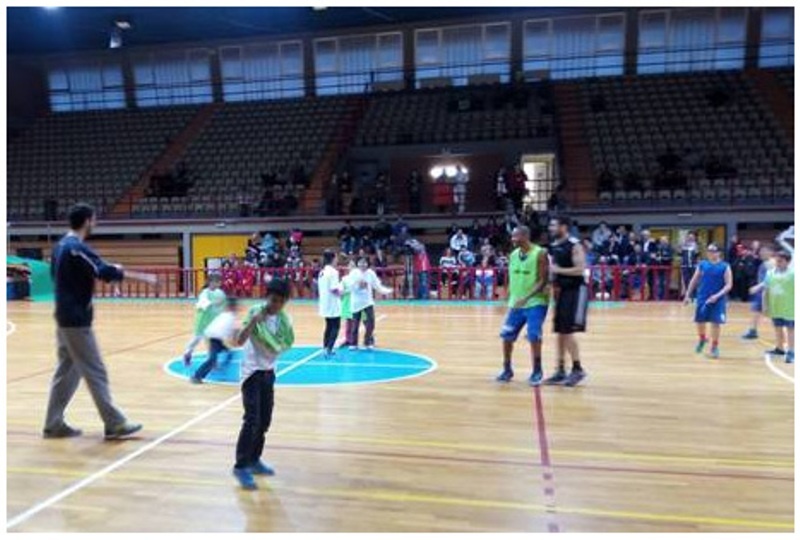 Basket League: Στο Κέντρο Φιλοξενίας Προσφύγων Λαυρίου (photos)