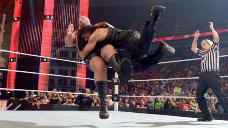 Raw: Αδίστακτος Seth Rollins (videos+photos)