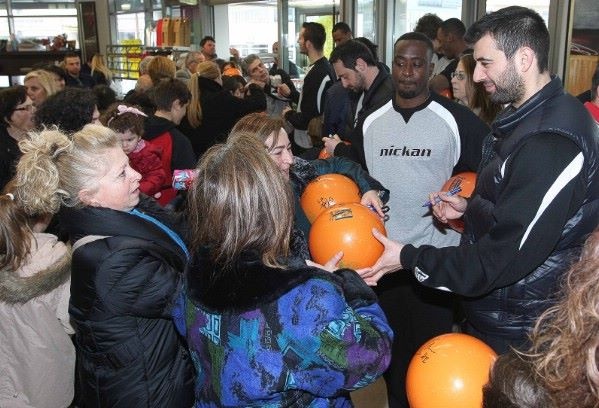 ΚΑΟΔ: «Ένα» με τον κόσμο (photos)