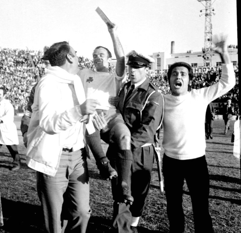 Γι’ αυτό είσαι πρέσβης! (videos+photos)