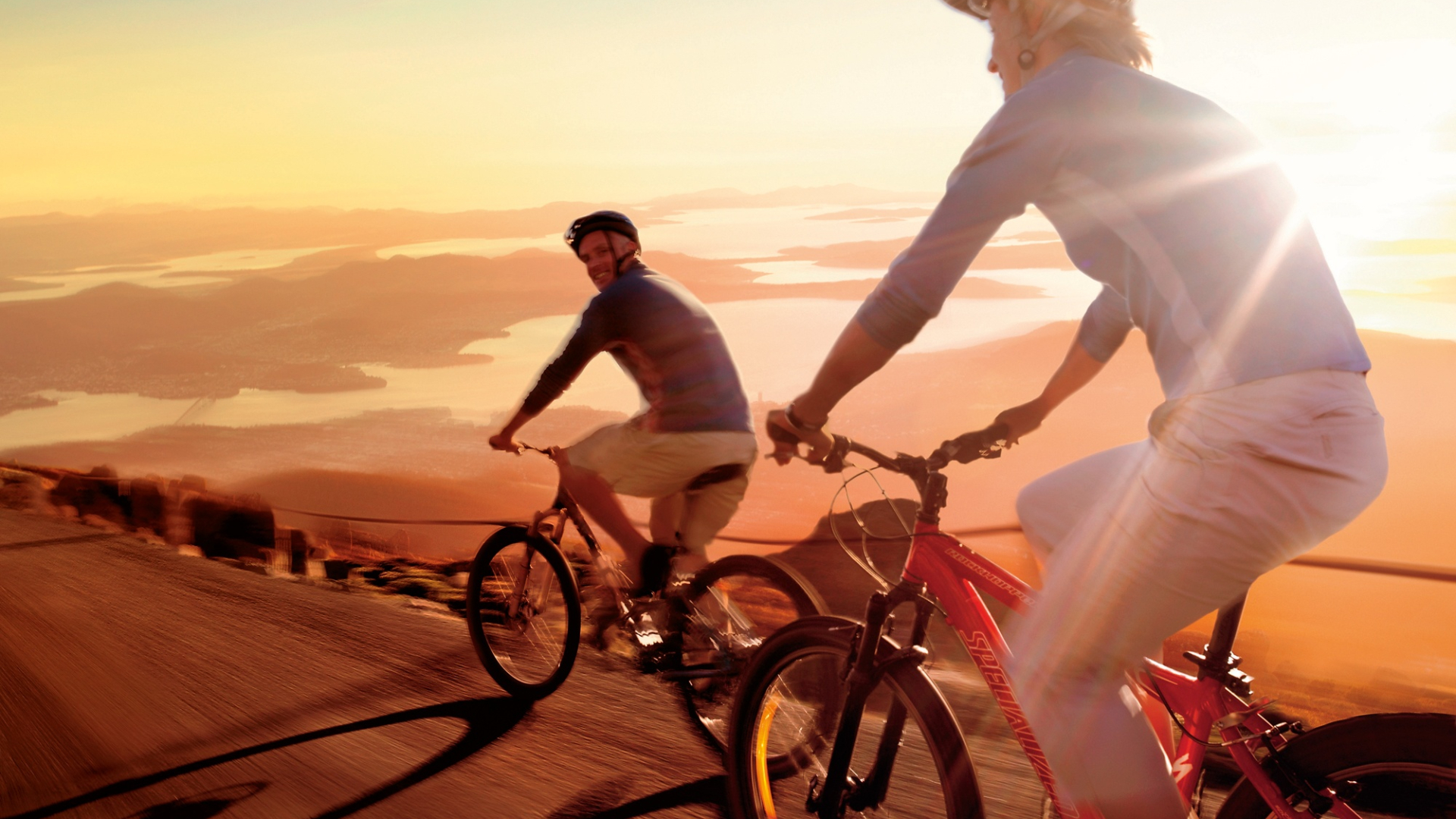 Μια βόλτα με το ποδήλατο (video+photos)