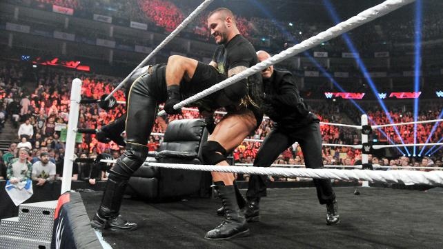Raw: Απαγόρευση «RKO» στο Extreme Rules (videos+photos)