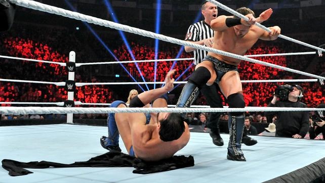 Raw: Απαγόρευση «RKO» στο Extreme Rules (videos+photos)
