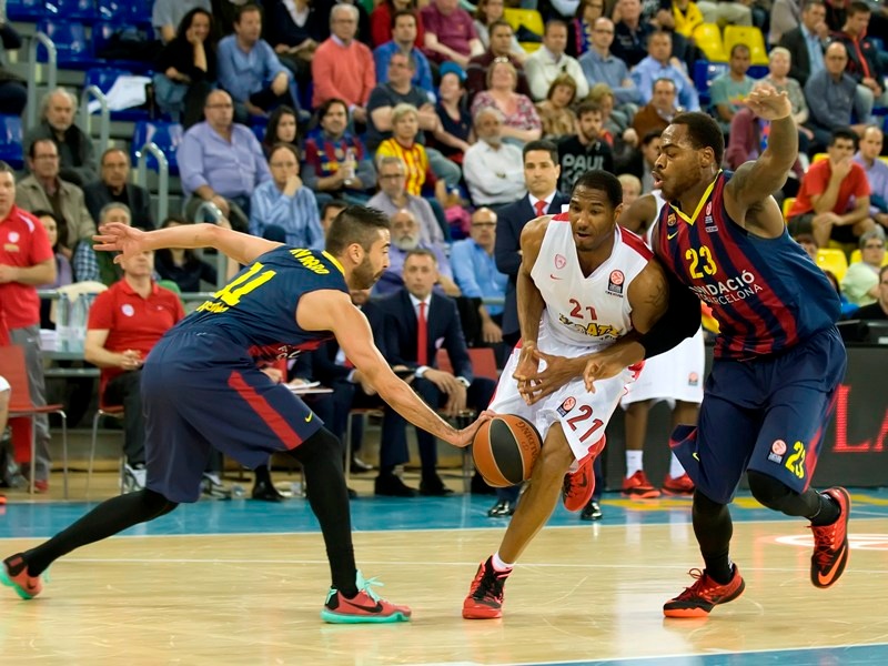 Ευρωλίγκα: Μπαρτσελόνα - Ολυμπιακός 73-57 (photos)