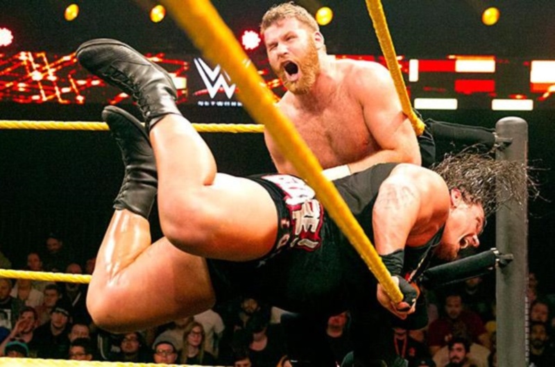 NXT: Προσγείωση για Rhyno (photos+videos)