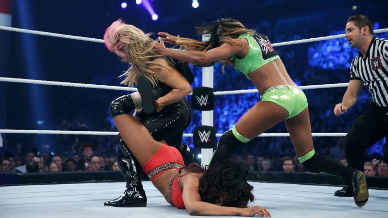 SmackDown: Kiss Me Arse Match εκ Λονδίνου (photos+videos)
