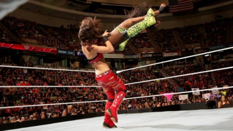 Raw: Μέτρησε… RKO o Orton (photos+videos)