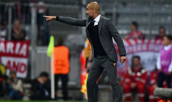 Μπάγερν Μονάχου: Ρεζίλι ο Γκουαρντιόλα με το σκισμένο παντελόνι! (photos)