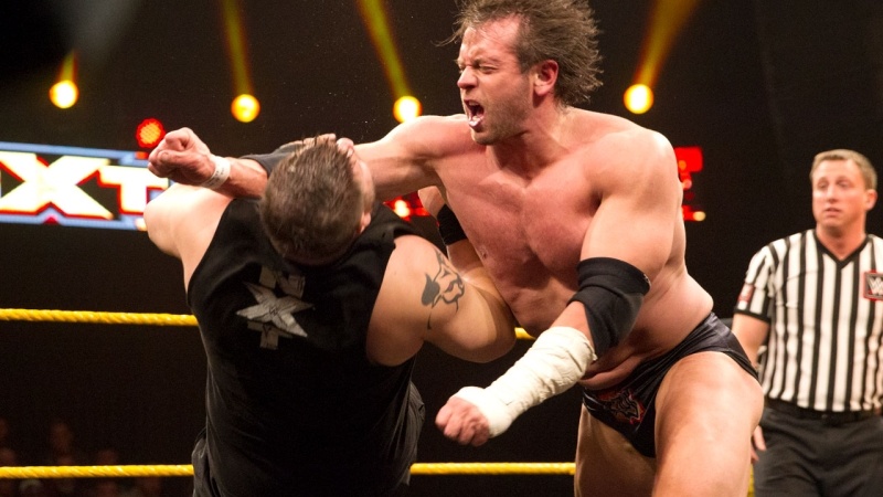 NXT: Η απάντηση στον Kevin Owens (photos+videos)