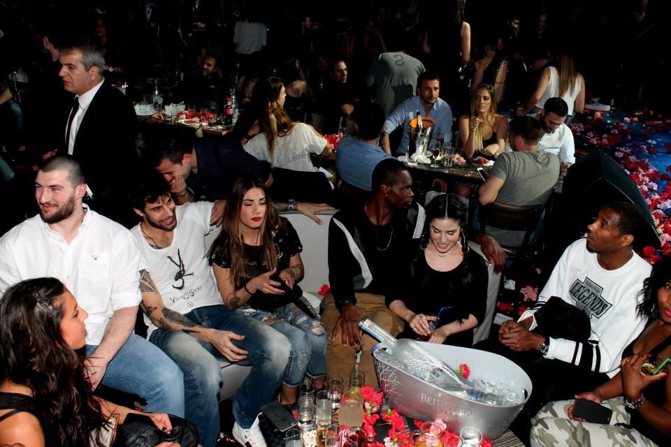 Ολυμπιακός: Έτσι γλέντησαν την πρόκριση (photos)