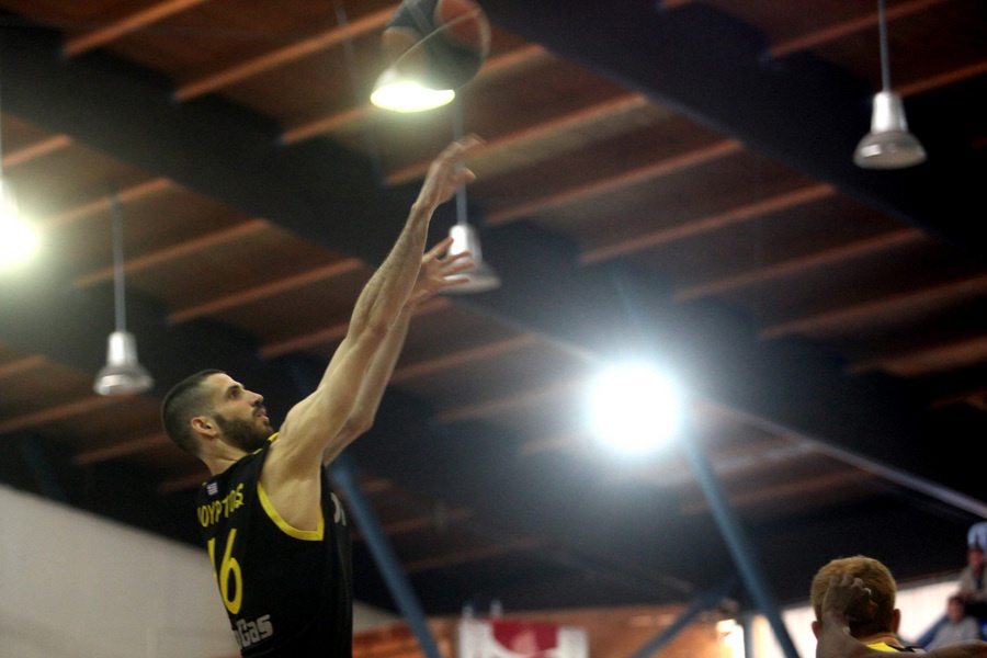 Basket League: Τρίκαλα BC - Άρης 74-81 (photos)