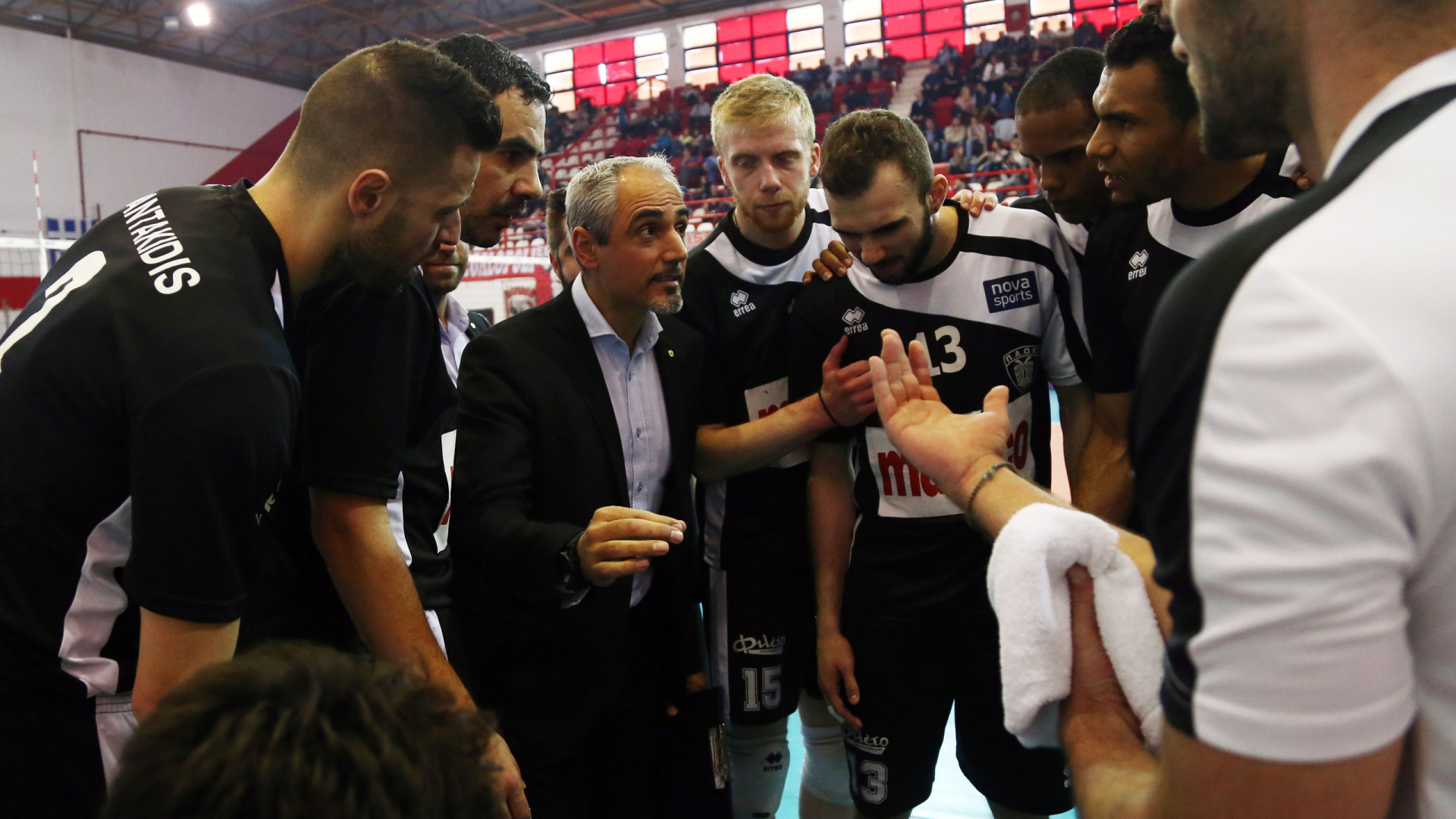 Volleyleague: Ολυμπιακός - ΠΑΟΚ 2-3 (photos)