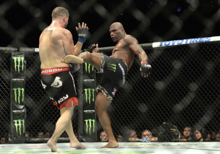 UFC 186: Μοναδικό… buzzer-beater στο Μόντρεαλ