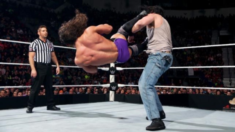 Raw: Triple Threat για τον τίτλο του Rollins (photos+videos)